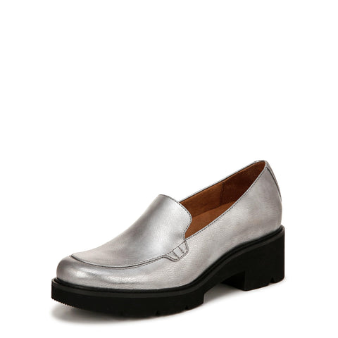 Naturalizer Women's Cabaret Heeled Loafer Pewter Silver Metallic 7 W